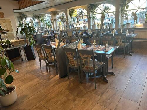 Saal - Hotel, Pension, Gasthof in Marne zum Kaufen