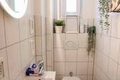 Separate Toilette - 