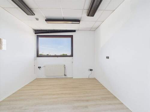 Gästezimmer (aktuell Büro 3) - 