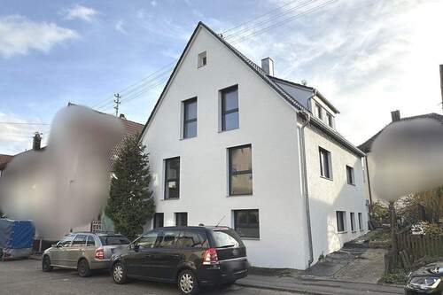 Ansicht Stellplatz - 9 Zimmer Mehrfamilienhaus, Wohnhaus zum Kaufen in Schwaikheim