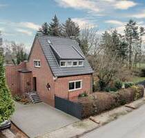 Freistehendes Haus mit Einliegerwohnung im Anbau und großem Grundstück in Krefeld-Fischeln! - Krefeld / Fischeln