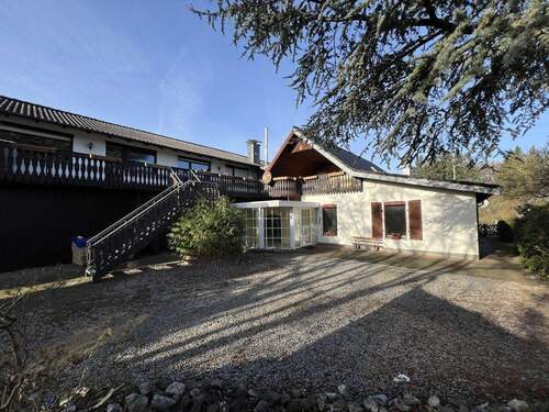 Innenhof und Wintergarten - 1 Zimmer Einfamilienhaus zum Kaufen in Löhne