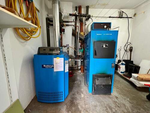 Buderus Gaszentralheizung aus 2006 - 