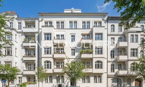 Bild 1 - Lichtdurchflutete 2-Zimmer-Dachgeschosswohnung mit Balkon in Charlottenburg