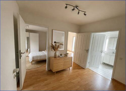 Flur - 2 Zimmer Etagenwohnung zur Miete in Mülheim an der Ruhr