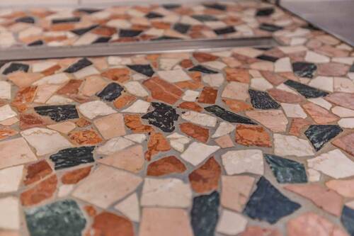 Detail - 