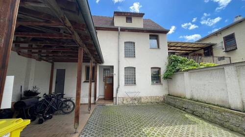 Innenhof (2) - 1 Zimmer Mehrfamilienhaus, Wohnhaus in Jena