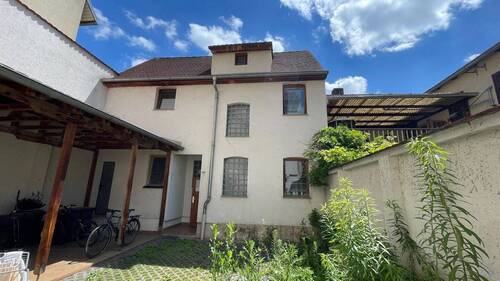 Innenhof (3) - Mehrfamilienhaus, Wohnhaus mit 237,00 m² in Jena zum Kaufen