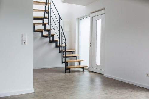 EG - Etagenwohnung zur Miete in Lage