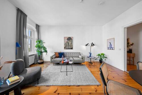 Wohnzimmer - ***BEZUGSFREI: Charmante Altbauwohnung im Prenzlauer Berg***