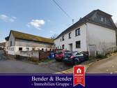 www.bender-immobilien.de - Bauernhaus mit Nebengebäuden und Weideland zwischen Altenkirchen und HammSieg!