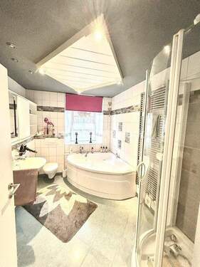 EG Badezimmer Hauptbad - 