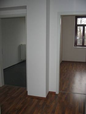 Flur.JPG - Etagenwohnung mit 45,20 m&sup2; in Dresden zum Kaufen