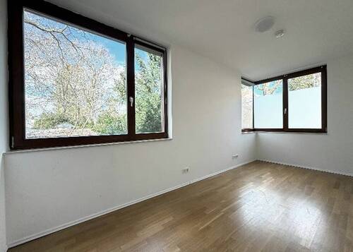 Kinder-/Arbeitszimmer im EG - 