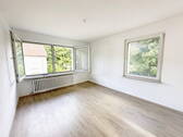 Bild 1 - Komplett sanierte Wohnung in ruhiger Lage