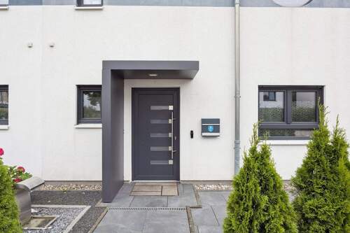 Eingang - 5 Zimmer Doppelhaushälfte in Hamburg / Billstedt