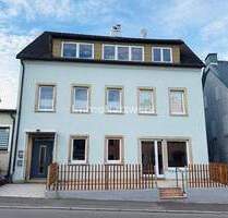 **Vielseitiges Wohn- und Geschäftshaus im Herzen von Konradsreuth**