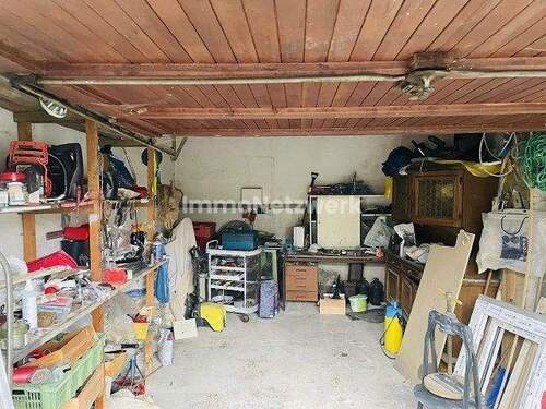 Garage - 