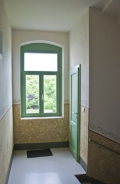 Hausflur - Etagenwohnung mit 73,50 m&sup2; in Dresden zum Kaufen