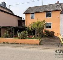 Charmantes Reihenhaus mit Scheune - Ihr Haus mit Potenzial in Gilzem