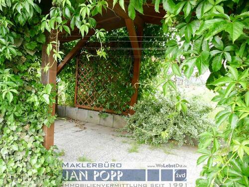 Überdachung im Garten - 