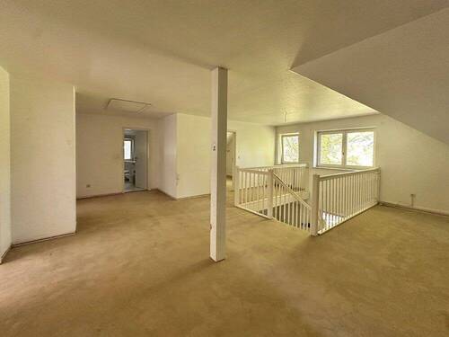 Empore - 