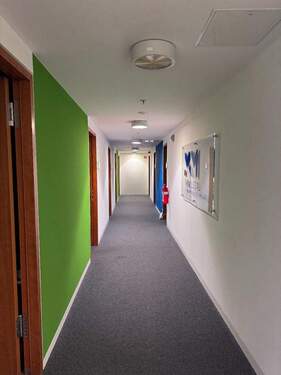 Flur - Büro zur Miete in Berlin