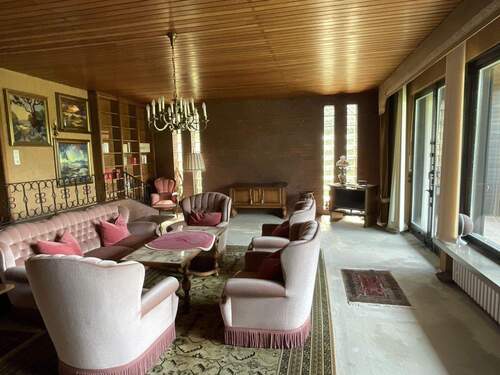 Wohnzimmer - 6 Zimmer Einfamilienhaus in Bad Kissingen