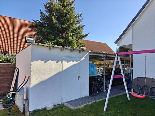 Carport - 5 Zimmer Einfamilienhaus in Markranstädt / Frankenheim