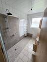 mit ebenerdiger Dusche - 