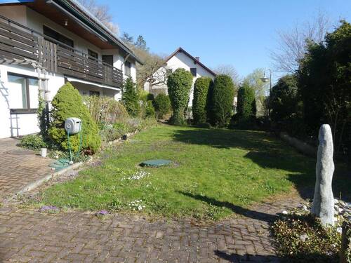 Bild 4 - Mehrfamilienhaus, Wohnhaus mit 225,00 m&sup2; in Roßtal zum Kaufen