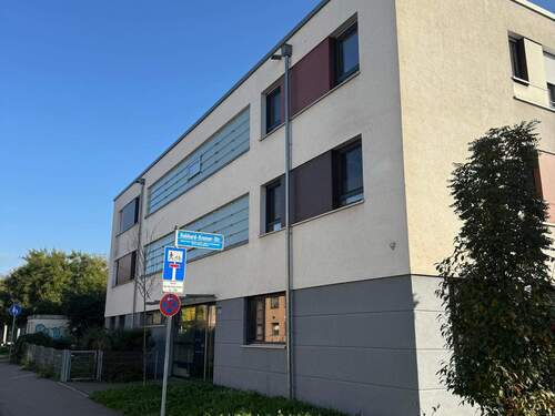 Hausansicht - Etagenwohnung mit 46,00 m² in Freiburg im Breisgau zum Kaufen
