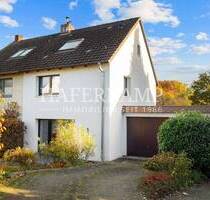 Charmante 4 Zimmer Doppelhaushälfte mit großem Garten und Garage - Hamburg Marmstorf