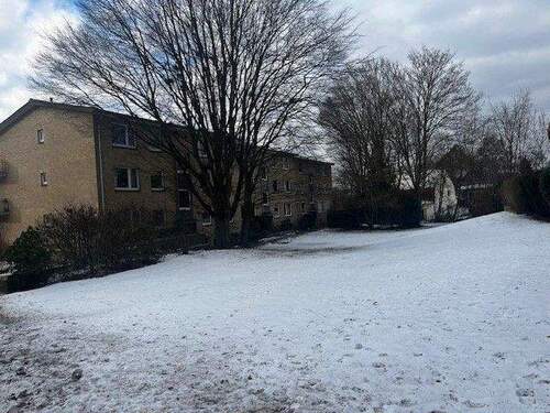 Außenansicht - frisch sanierte 2,5 Zimmer Wohnung mit Balkon in HH-Rahlstedt !Bitte beachten Sie unsere Fragen!