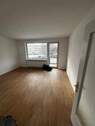Wohnzimmer - Etagenwohnung mit 64,90 m&sup2; in Hamburg zur Miete