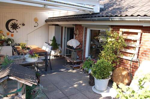 EFH: OG Dachterrasse/Balkon 1. Bild - 