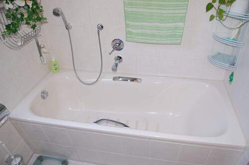 EFH: OG 2. Bad/Wanne - 