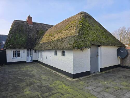 Innenhof - 3 Zimmer Einfamilienhaus zum Kaufen in Husum