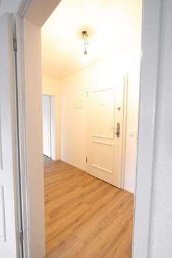 Flug mit Blick zum Haustüreing - Etagenwohnung mit 65,00 m&sup2; in Lörrach zum Kaufen