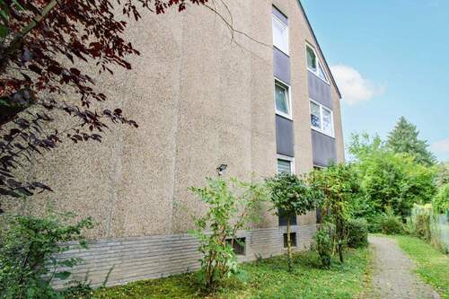 Seitlicher Eingang rechts - 