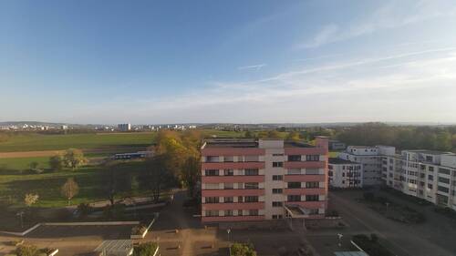 Fernsicht - 2 Zimmer Etagenwohnung in Kornwestheim