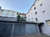 Gemeinschaftsterrasse auf den Garagen - Etagenwohnung mit 62,00 m&sup2; in Nürnberg zum Kaufen