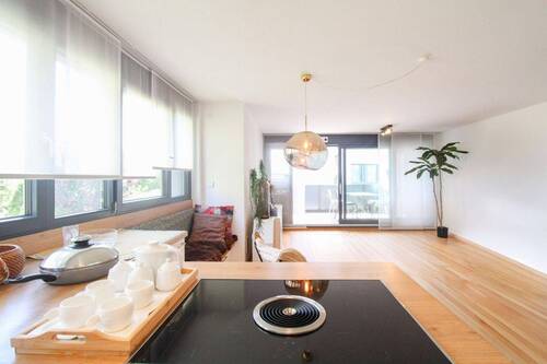 Blick ins Wohnzimmer - 