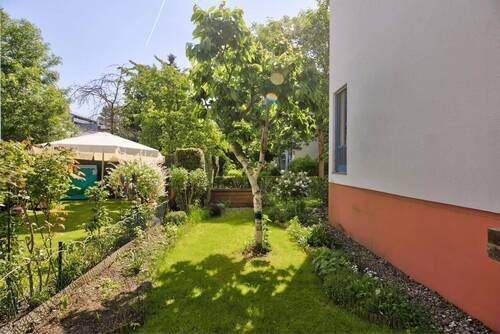 Hausansicht Garten - Terrassenwohnung mit 96,30 m&sup2; in Nuthetal zum Kaufen