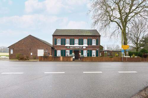 Landgasthaus Sellner - 1 Zimmer Mehrfamilienhaus, Wohnhaus in Moers