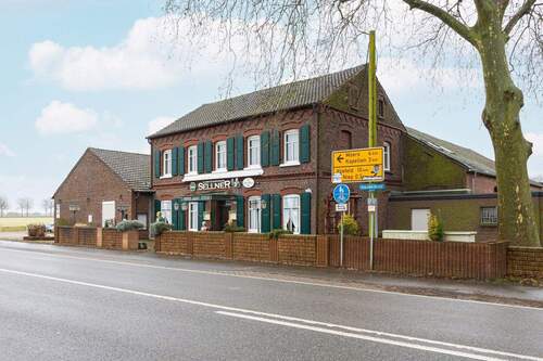 Landgasthaus Sellner - Mehrfamilienhaus, Wohnhaus mit 220,00 m&sup2; in Moers zum Kaufen
