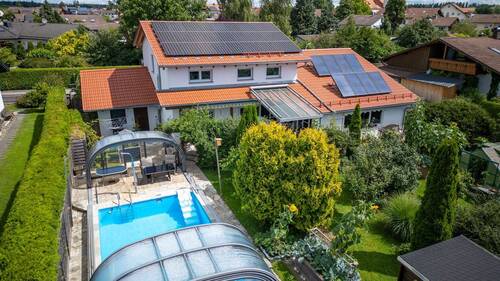 Südansicht - 7 Zimmer Einfamilienhaus in Pfaffing