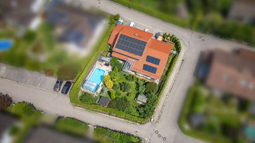 Blick von Süden - Einfamilienhaus mit 223,00 m² in Pfaffing zum Kaufen