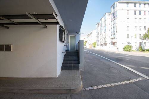 Wohnungszugang - 1 Zimmer Etagenwohnung in Leipzig