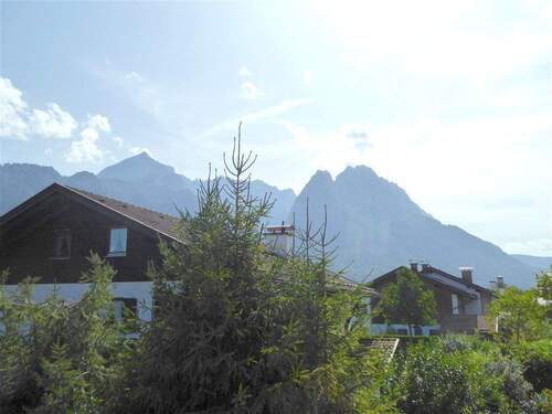 Blick vom Balkon - 2 Zimmer Etagenwohnung in Garmisch-Partenkirchen